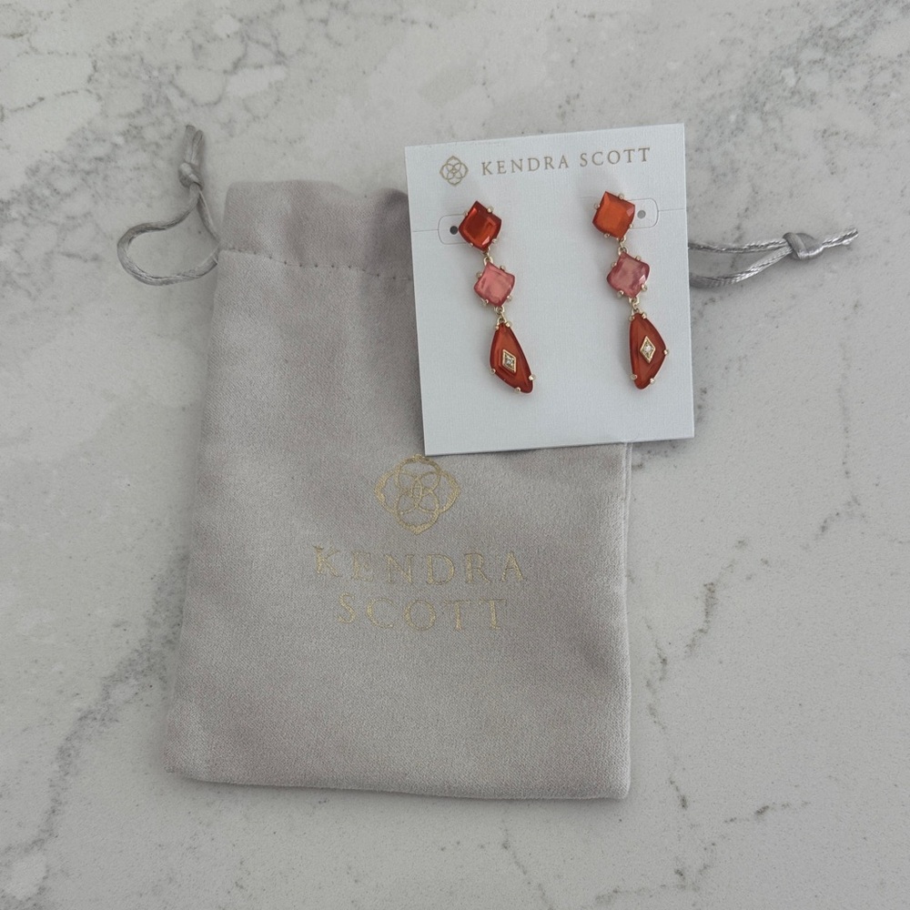 NWT Kendra Scott bianca linear gold earrings